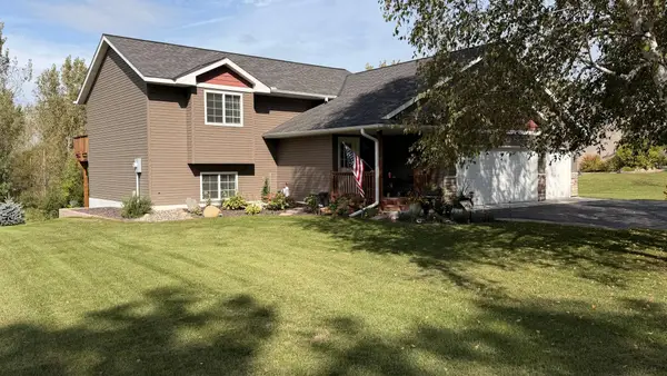 444 Roosevelt Drive, Dresser, WI 54009
