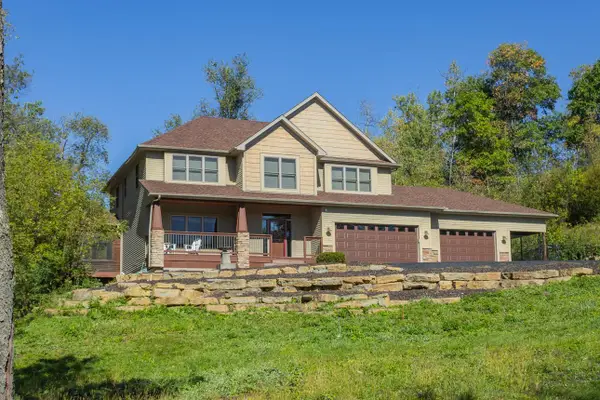 908 87th Avenue, Hudson, WI 54016