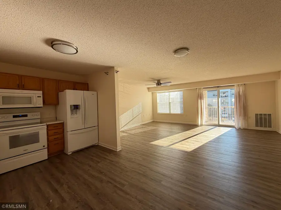 12 6th Street Ne #225, Osseo, MN 55369 - #3