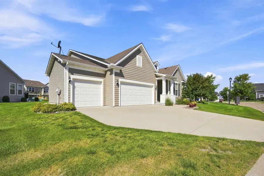 8275 Oakview Court N, Maple Grove, MN 55369 - #3