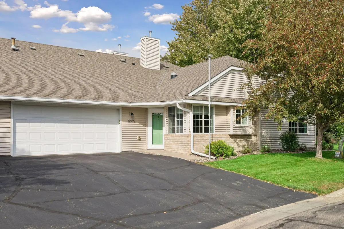 8605 Oxford Lane, Brooklyn Park, MN 55443 - #1