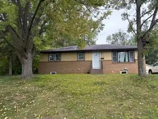966 43 1/2 Avenue Ne, Columbia Heights, MN 55421