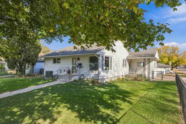 1114 Harmon Avenue, Saint Paul, MN 55118