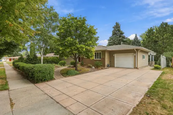 2831 Edgewood Drive N, Fargo, ND 58102