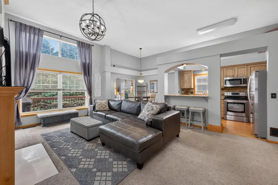 10154 Country Club Curve, Woodbury, MN 55129 - #2