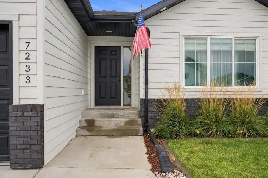 7233 28th Street S, Fargo, ND 58104 - #3