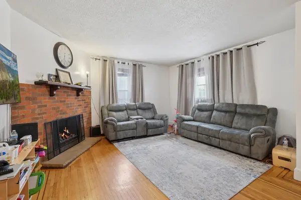 2211 10th Avenue S, Minneapolis, MN 55404
