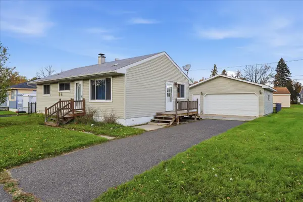 203 Dorchester Drive, Hoyt Lakes, MN 55750