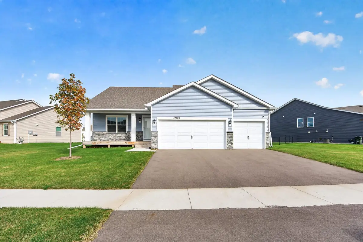 17528 Dunkirk Way, Lakeville, MN 55044 - #1