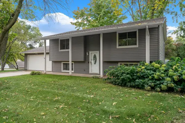 10 Radel Place, Owatonna, MN 55060