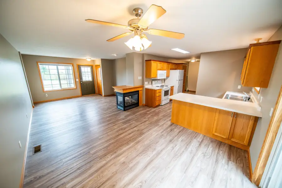 733 Baylee Place Sw, Pine Island, MN 55963 - #3