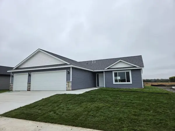1088 Cullen Street, Saint Peter, MN 56082