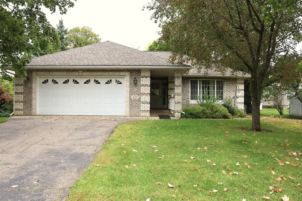425 2nd Avenue Ne, Milaca, MN 56353 - #1