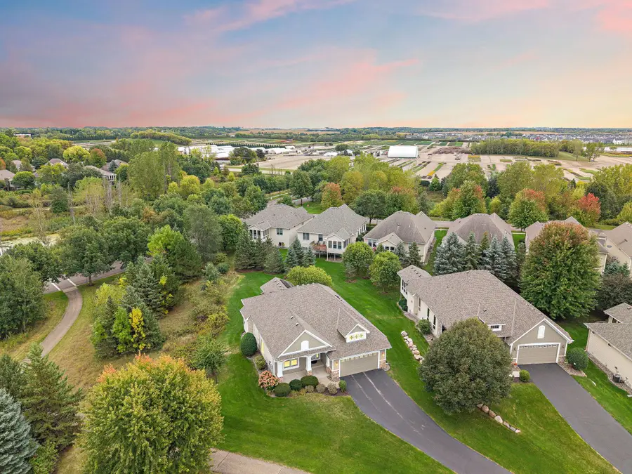 10547 Hawthorn Court, Woodbury, MN 55129 - #2