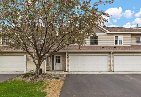 2264 River Rock Lane, Shakopee, MN 55379