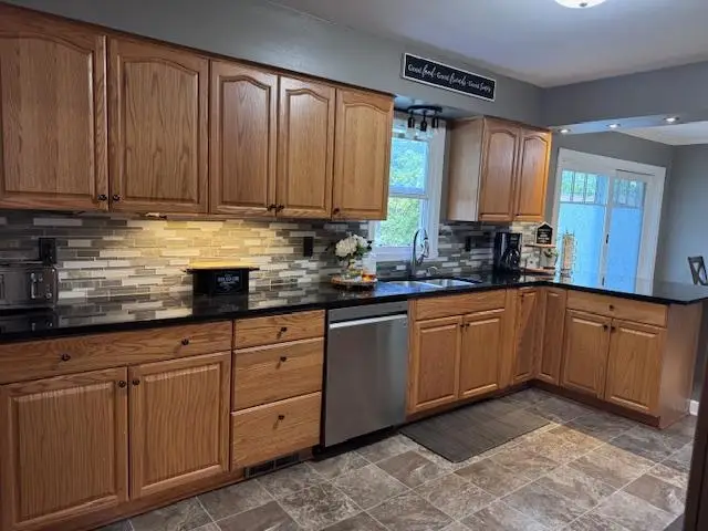 2357 Beam Avenue, Maplewood, MN 55109 - #2