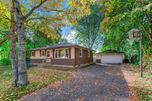 8931 61st Avenue N, New Hope, MN 55428