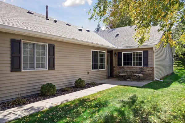 7658 Newbury Road, Woodbury, MN 55125