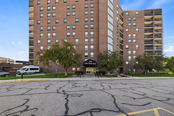 6615 Lake Shore Drive S #607, Richfield, MN 55423