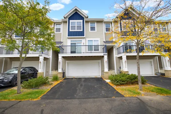 15529 Eagle Shore Drive #804, Apple Valley, MN 55124