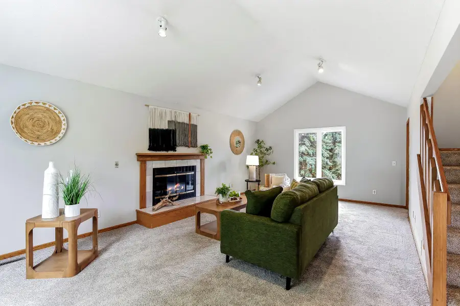 17330 Ipswich Way, Lakeville, MN 55044 - #2