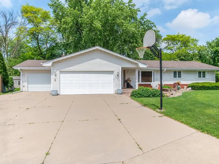 3433 Gettysburg Avenue N, Minneapolis, MN 55427 - #2