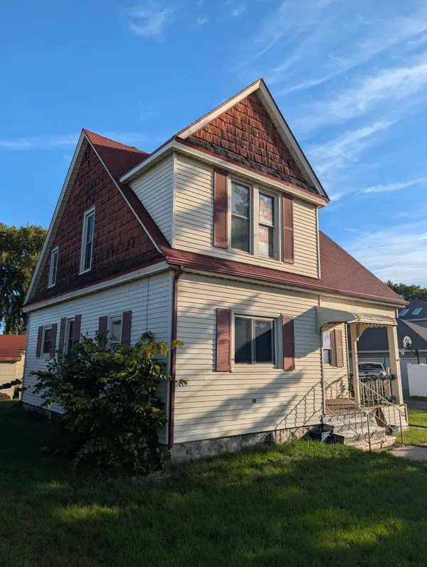 616 3rd Avenue N, Wahpeton, ND 58075