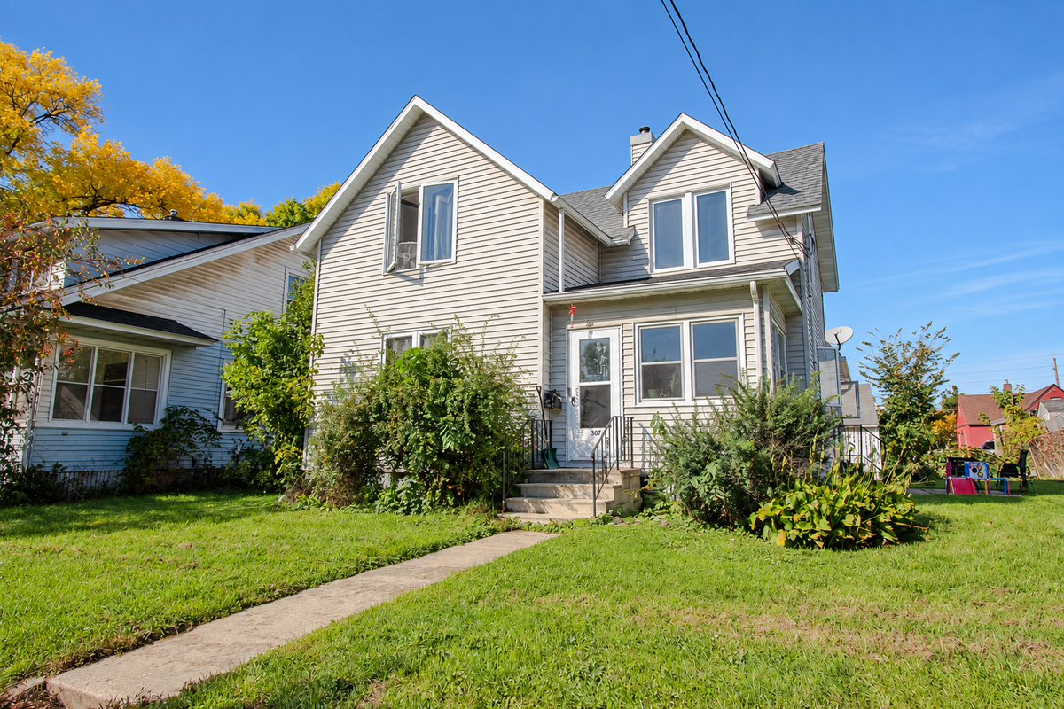 307 6th Street Nw, Rochester, MN 55901 - #1
