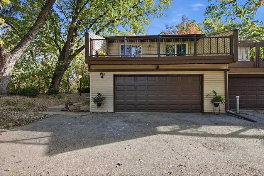289 River Woods Lane, Burnsville, MN 55337 - #2