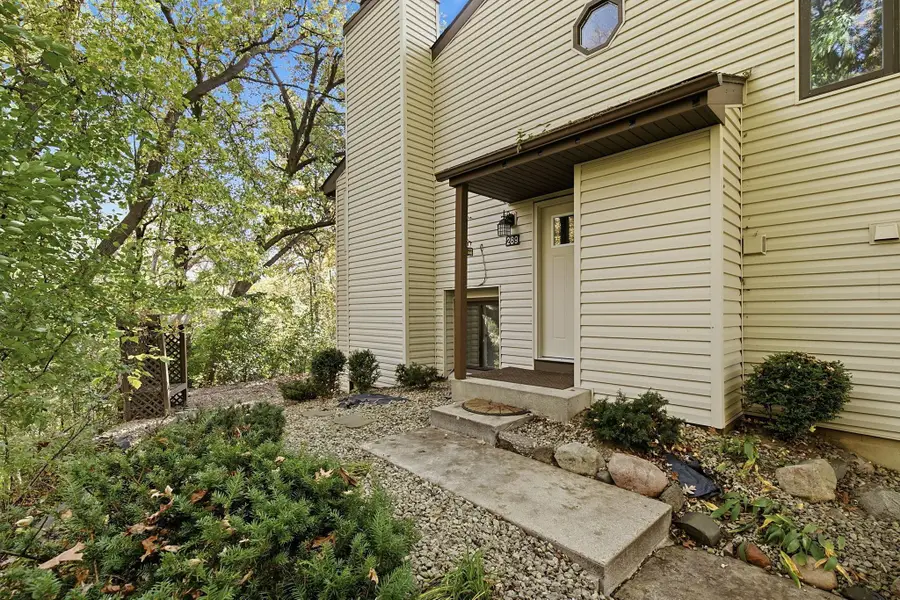 289 River Woods Lane, Burnsville, MN 55337 - #3