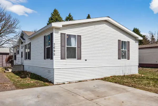2695 Alissa Lane, Maplewood, MN 55119