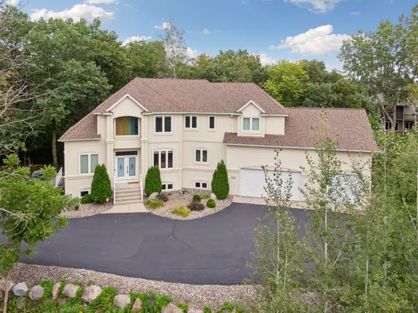 14831 Lac Lavon Drive, Burnsville, MN 55306