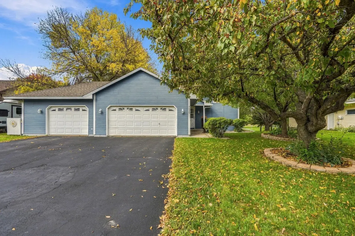 208 Heights Road Nw, Saint Michael, MN 55376 - #1