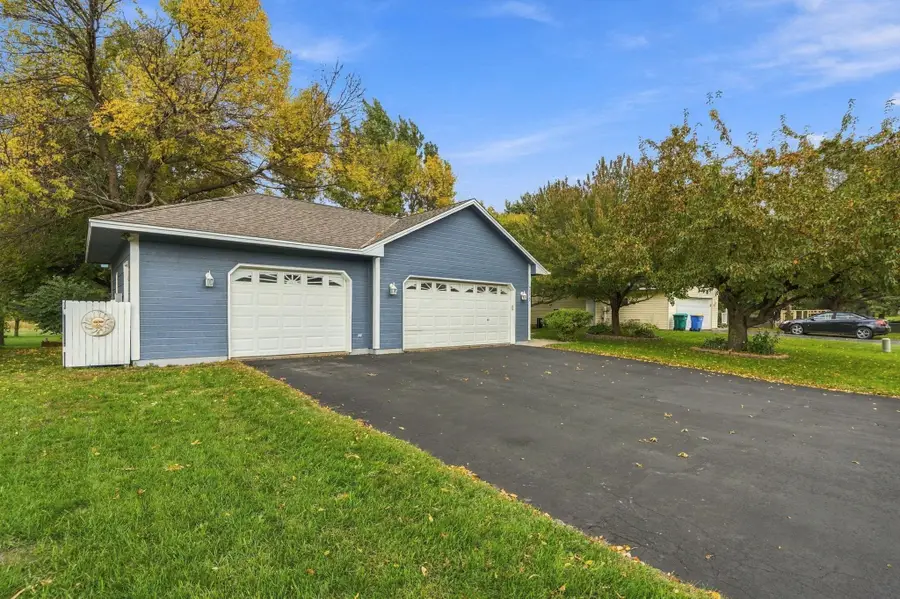 208 Heights Road Nw, Saint Michael, MN 55376 - #2