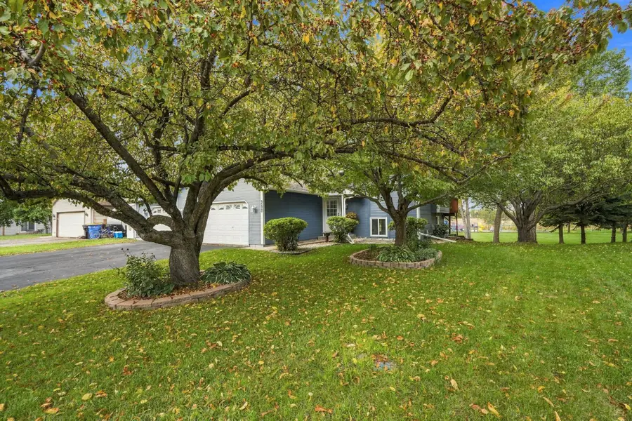 208 Heights Road Nw, Saint Michael, MN 55376 - #3