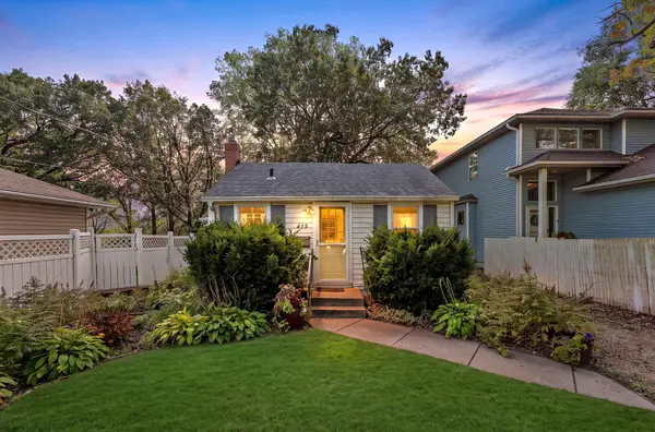 415 Chestnut Street E, South Saint Paul, MN 55075