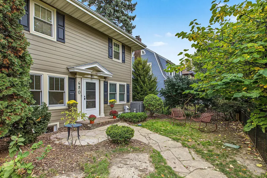 680 Chippewa Avenue, Saint Paul, MN 55107 - #2