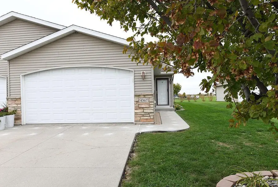 4367 39th Avenue S, Fargo, ND 58104 - #2