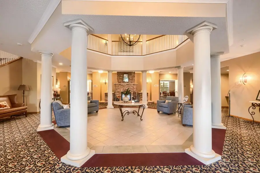 15001 Burnhaven Drive #121, Burnsville, MN 55306 - #2