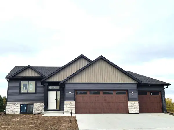905 14th Street Nw, Kasson, MN 55944