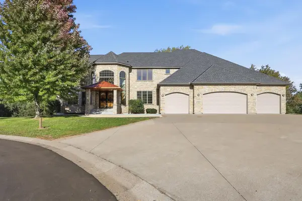 5402 102nd Trail N, Brooklyn Park, MN 55443