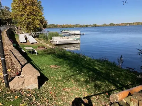 1201 Clear Lake Drive, Waseca, MN 56093