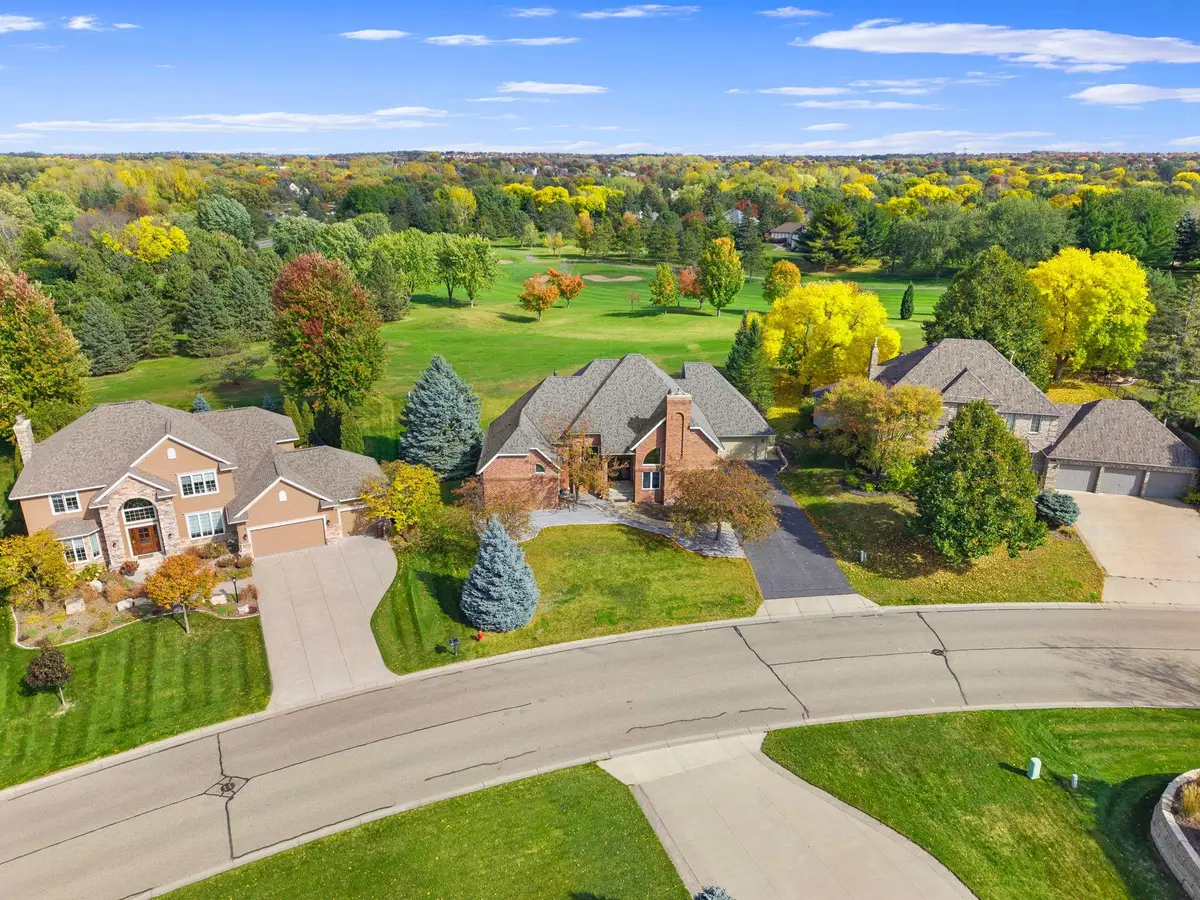 9490 Wedgewood Drive, Woodbury, MN 55125 - #1