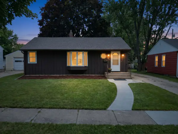 2042 Clear Avenue, Saint Paul, MN 55119