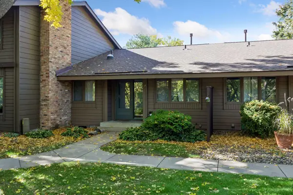 52 Birnamwood Drive, Burnsville, MN 55337
