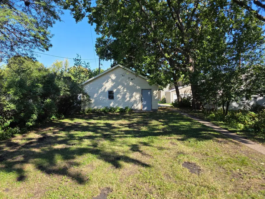 938 17th Avenue Se, Minneapolis, MN 55414 - #2