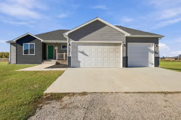 803 Blaine Street N, Colfax, ND 58018