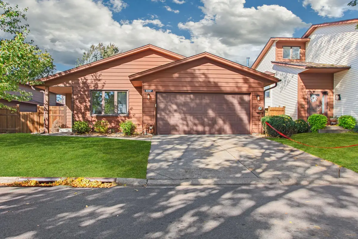 5347 Emerald Way, Apple Valley, MN 55124 - #1