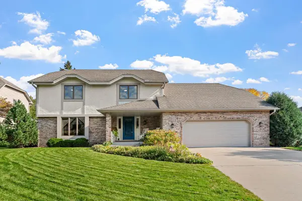 4202 Willow Wood Drive, Vadnais Heights, MN 55127