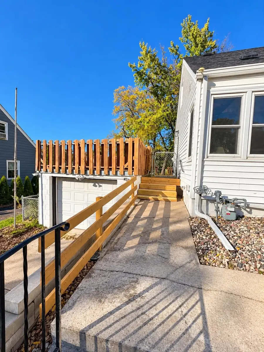 2057 Sherwood Avenue, Saint Paul, MN 55119 - #2